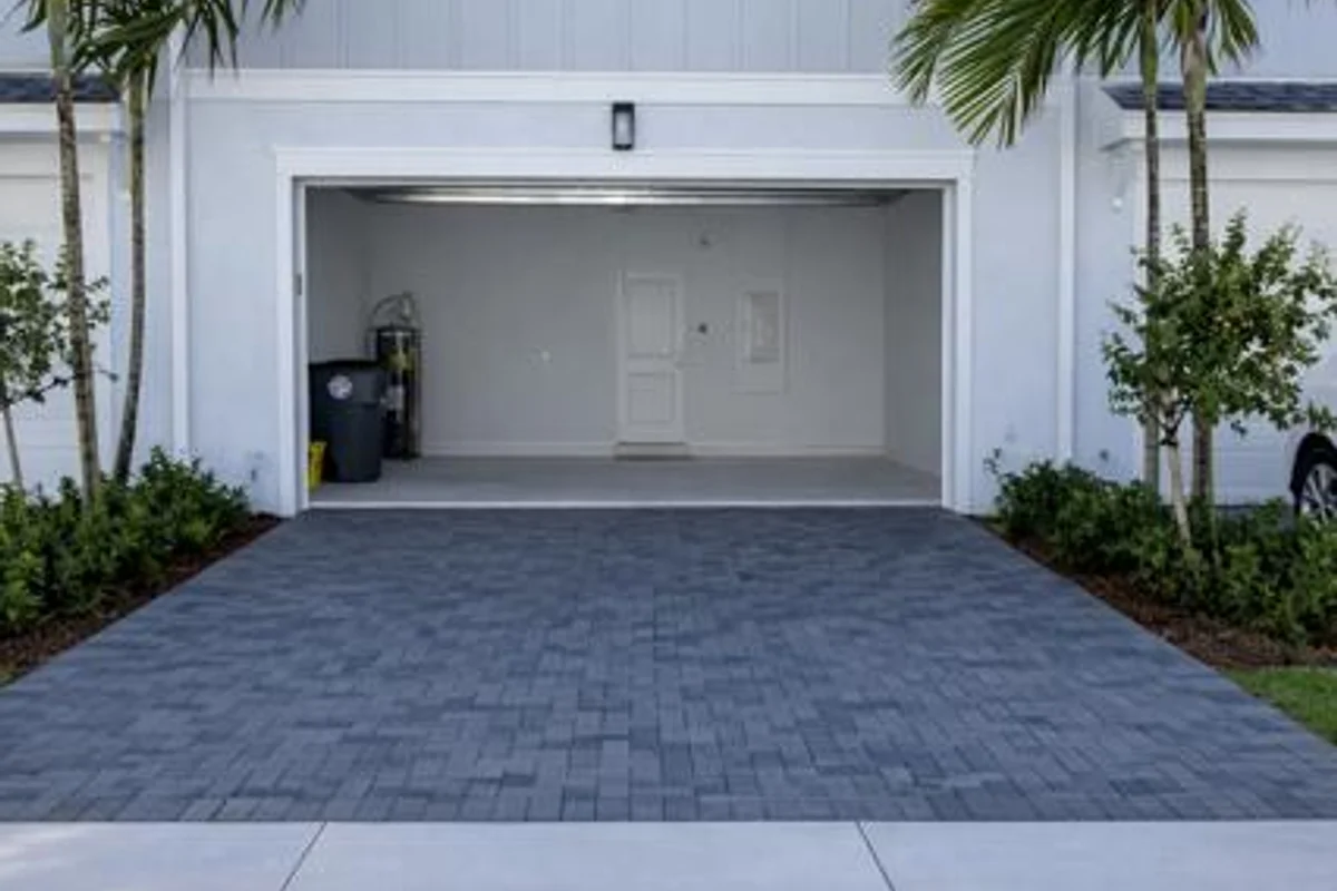 4394 S Longwood Lake Square, Loxahatchee: photo 1 of 11