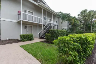 11863 Wimbledon Cir #500, Wellington: photo 1 of 7