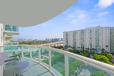 19370 Collins Ave #916, Sunny Isles Beach: photo 1 of 16