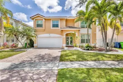 13756 NW 22nd Pl, Sunrise: photo 1 of 12