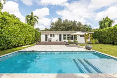 354 NE 91st St, Miami Shores: photo 1 of 27