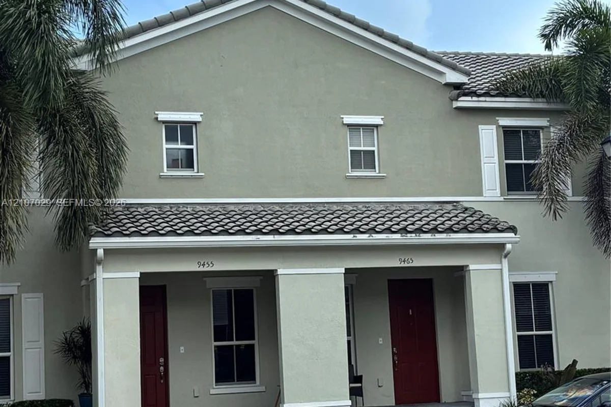 9455 SW 171 St Ct, Miami: photo 1 of 9