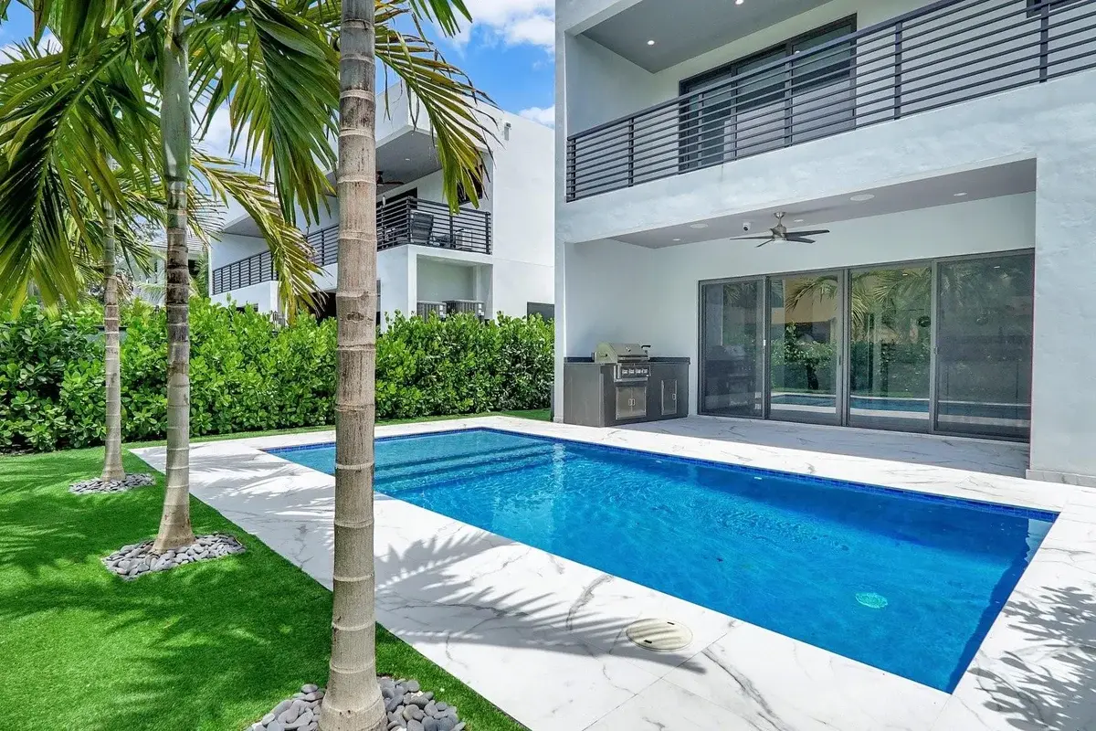 1620 NE 5th Ct #B, Fort Lauderdale: photo 1 of 32