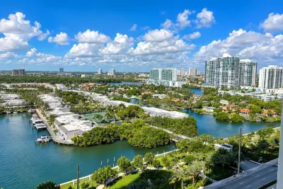 16001 Collins Ave #1605, Sunny Isles Beach: photo 1 of 13