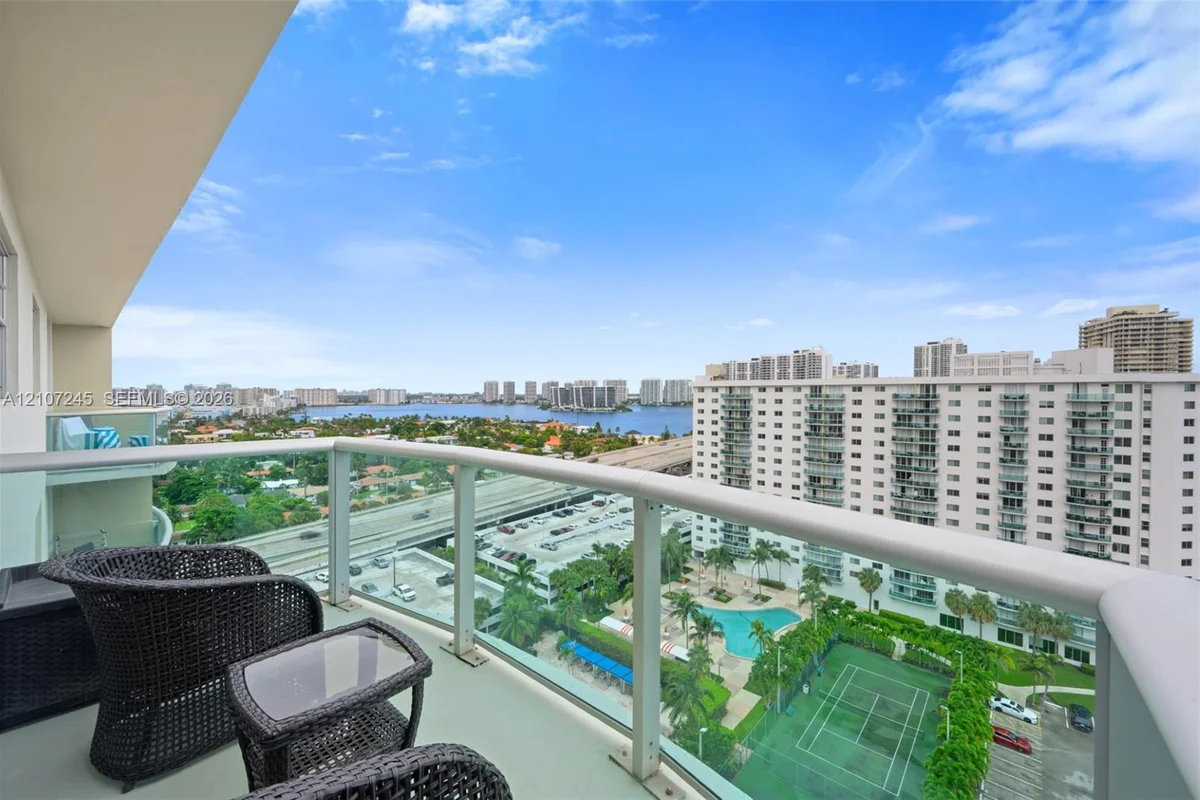 19370 Collins Ave #PH-14, Sunny Isles Beach: photo 1 of 15