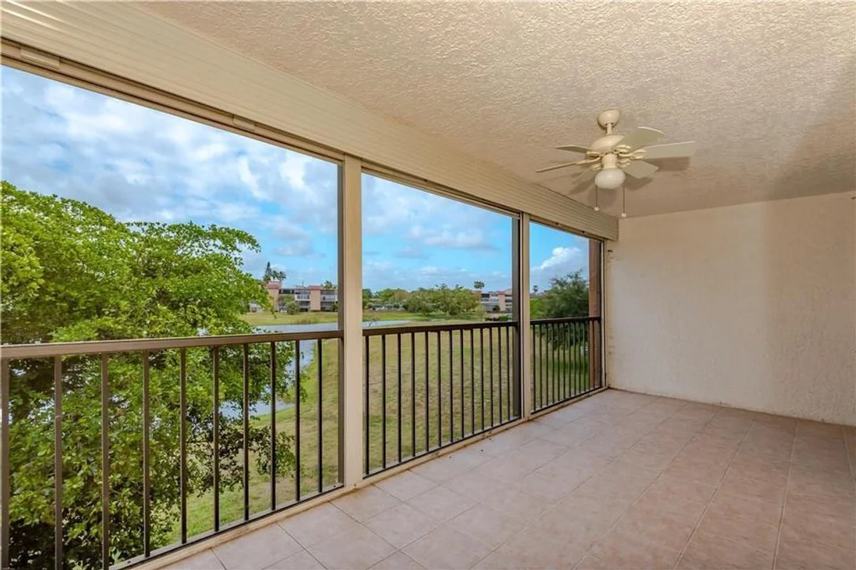 7230 Lake Cir Dr #205, Margate: photo 1 of 9