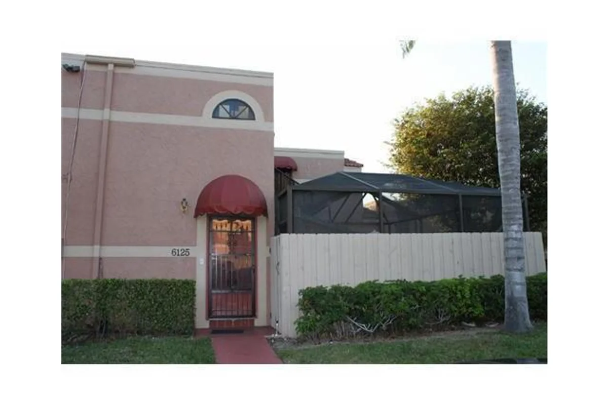 6125 Seven Springs Blvd, Greenacres: photo 1 of 23