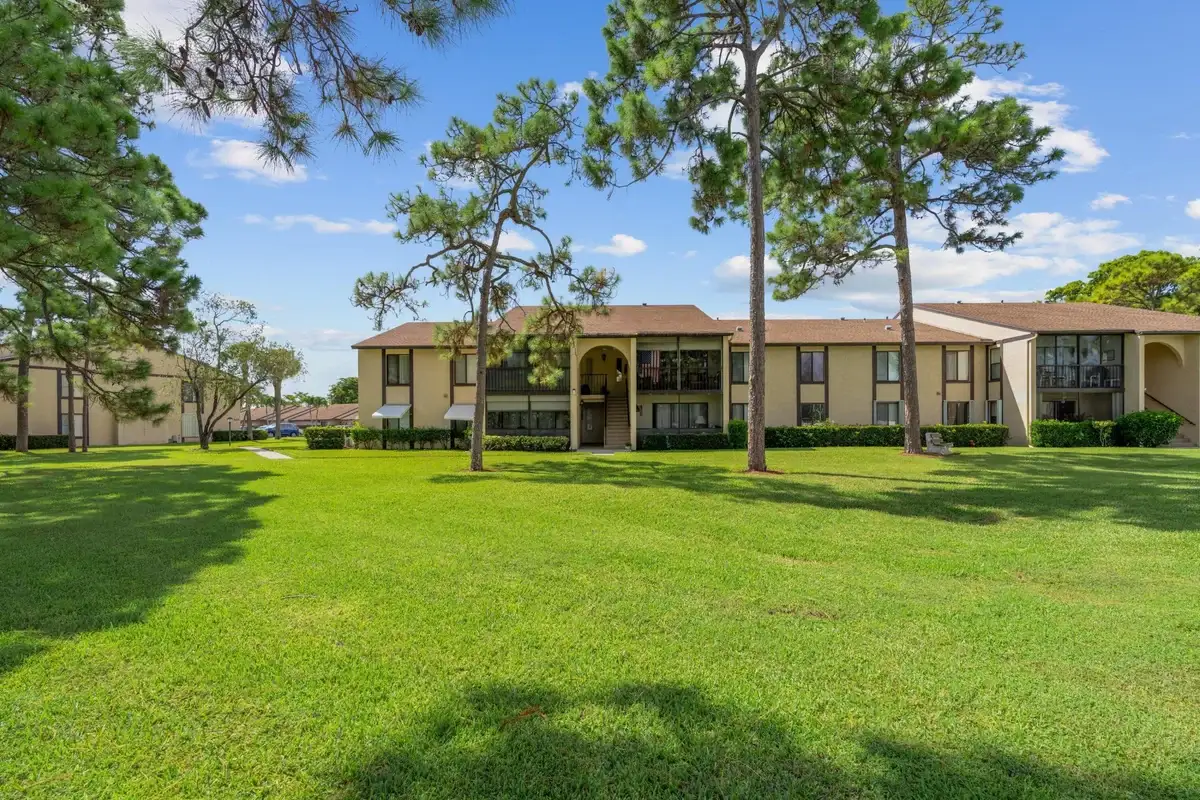 801 Sky Pine Way, Greenacres: photo 1 of 14