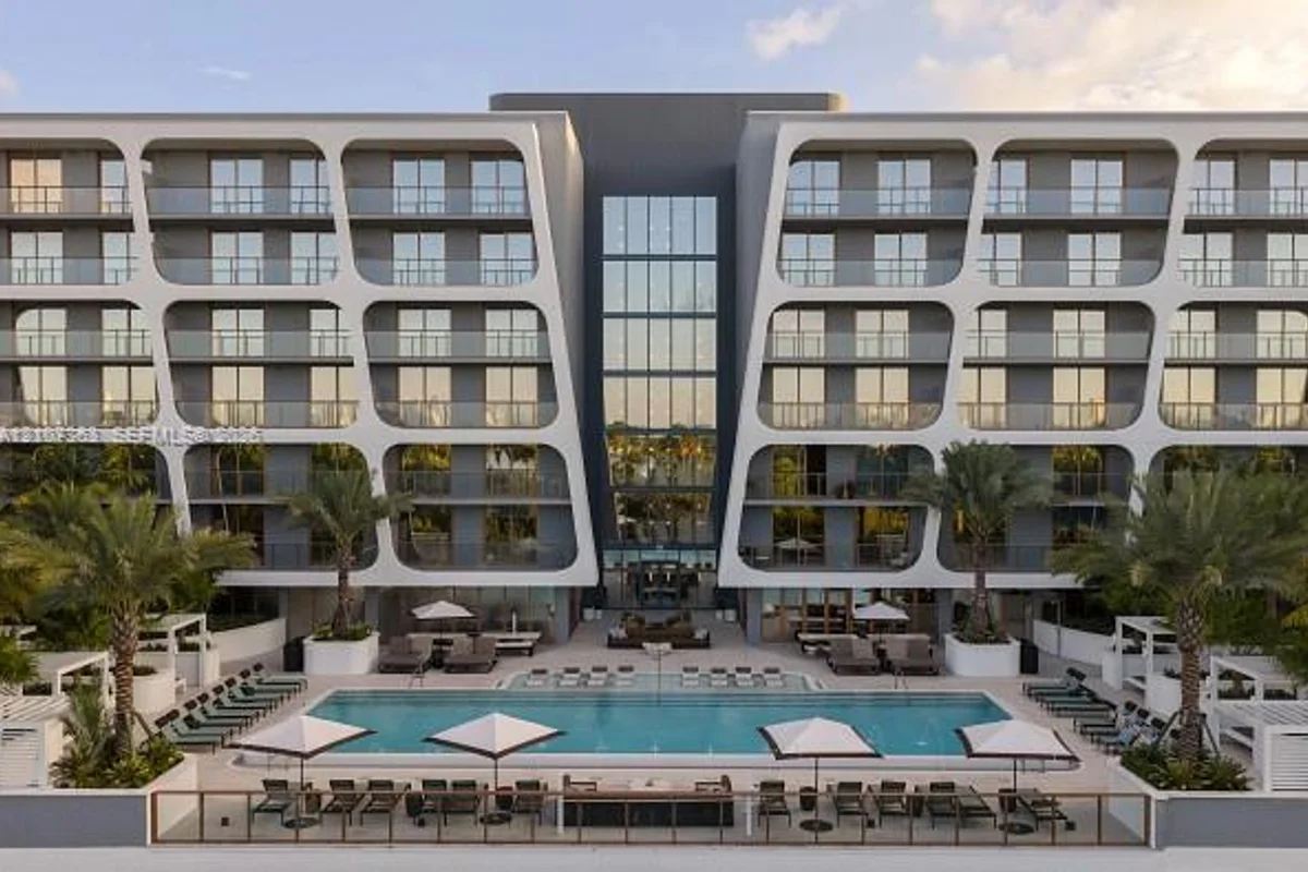 3900 Alton Rd #618, Miami Beach: photo 1 of 37