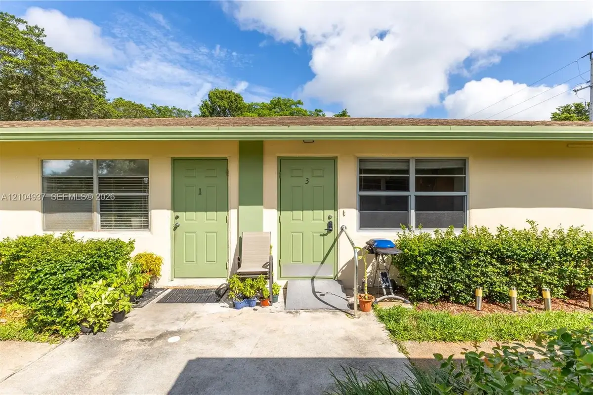 4108 NW 88th Ave #3, Coral Springs: photo 1 of 27
