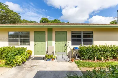 4108 NW 88th Ave #3, Coral Springs: photo 1 of 27