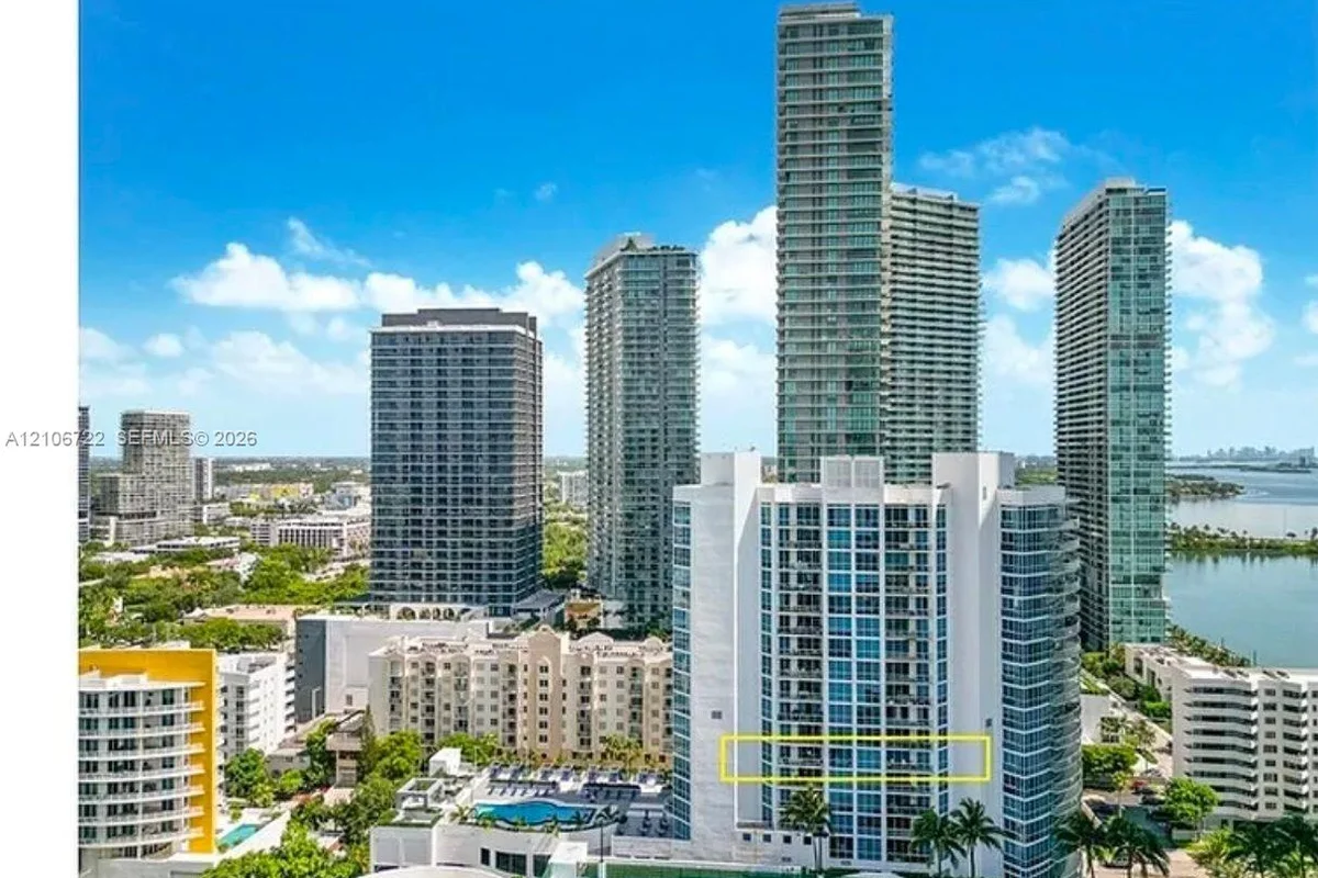 480 NE 30th St #1005, Miami: photo 1 of 10