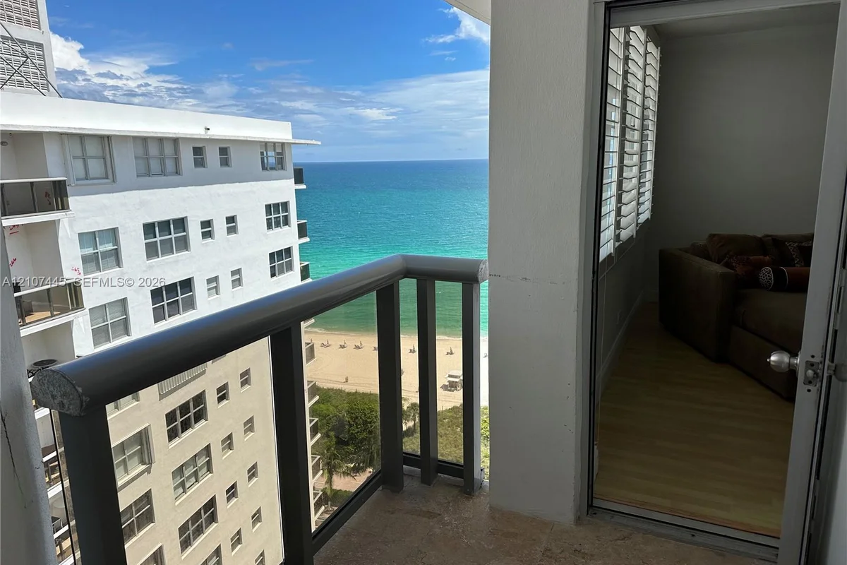 6039 Collins Ave #PH21, Miami Beach: photo 1 of 47
