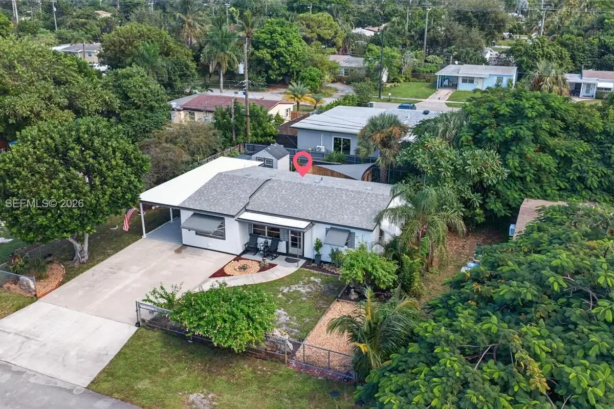 2864 NE 12th Ter, Pompano Beach: photo 1 of 30