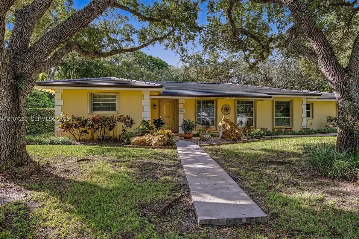 8100 SW 155th St, Palmetto Bay: photo 1 of 36