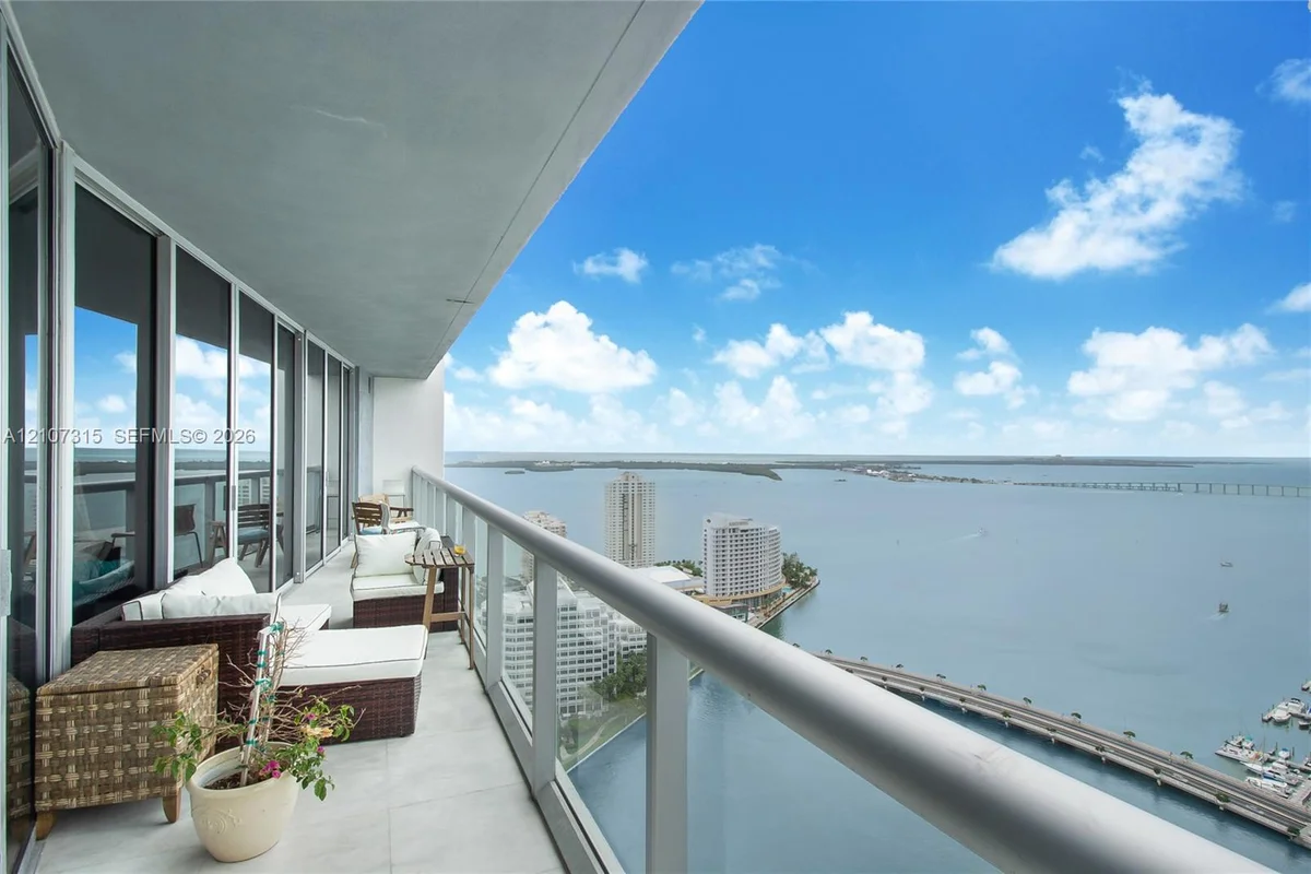 495 Brickell Ave #3803, Miami: photo 1 of 22