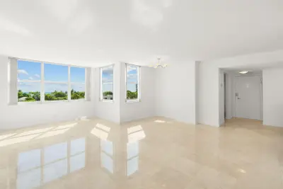 3015 N Ocean Blvd #5F, Fort Lauderdale: photo 1 of 34