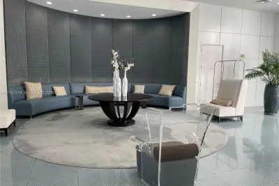 18800 NE 29th Ave #510, Aventura: photo 1 of 17