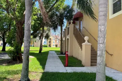 4220 San Marino Blvd #201, West Palm Beach: photo 1 of 12