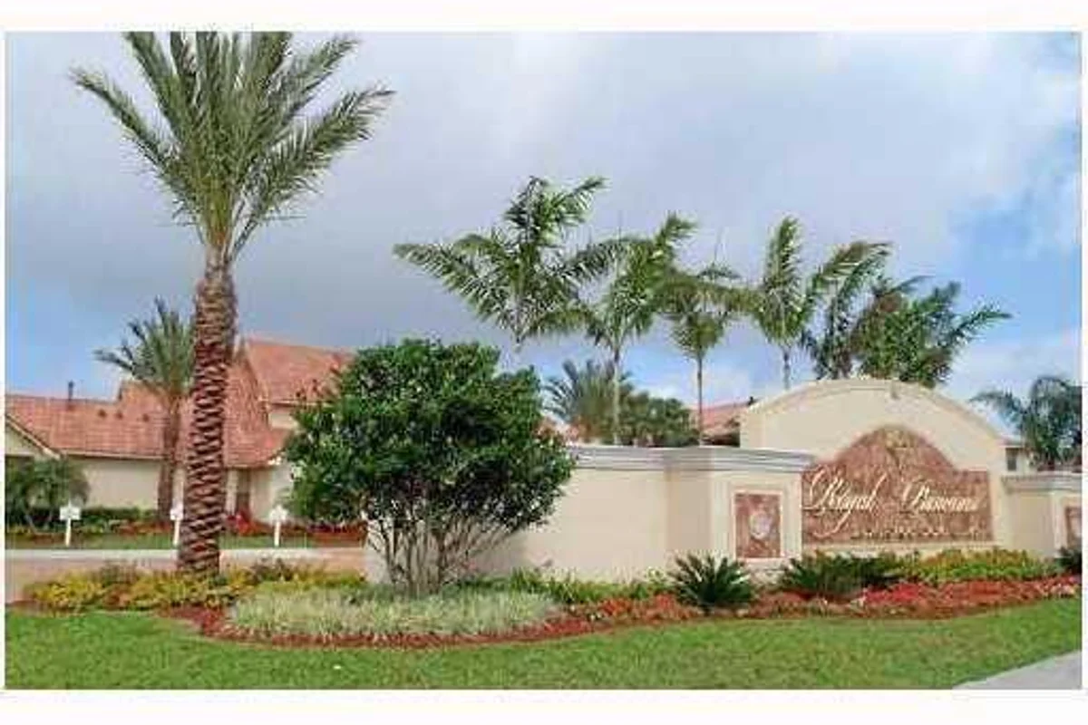 1283 SW 46th Ave, Pompano Beach: photo 1 of 20