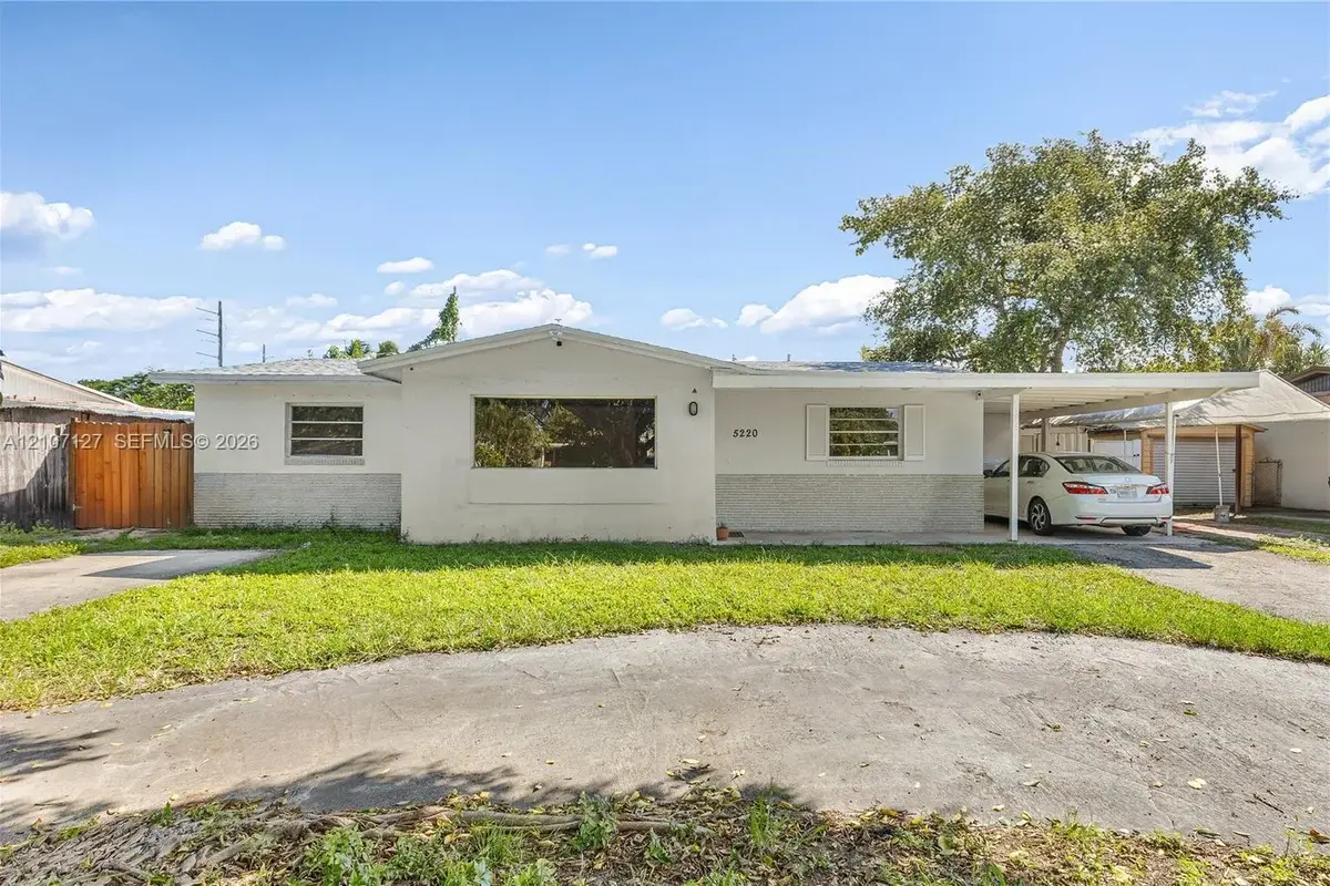 5220 SW 57th St, Davie: photo 1 of 16