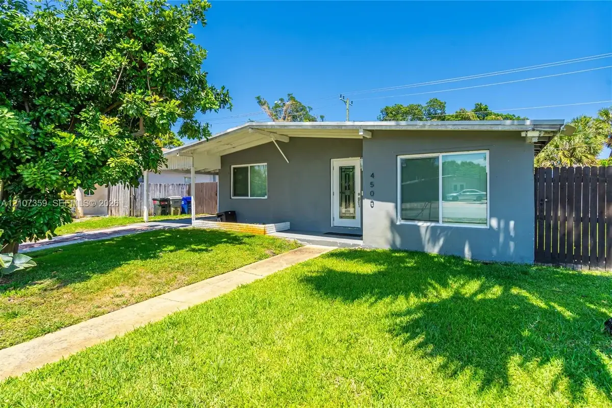 4500 NE 18th Ave, Pompano Beach: photo 1 of 19