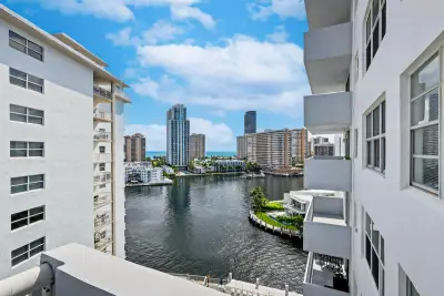 137 Golden Isles Dr #1001, Hallandale Beach: photo 1 of 55
