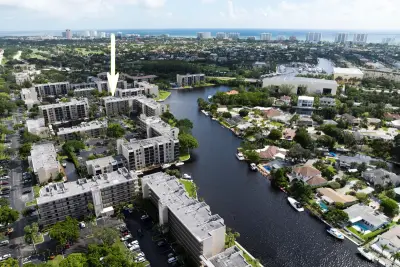 8 Royal Palm Way #2050, Boca Raton: photo 1 of 26