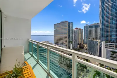 950 Brickell Bay Dr #2509, Miami: photo 1 of 41
