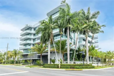 9901 W Bay Harbor Dr #705, Bay Harbor Islands: photo 1 of 1