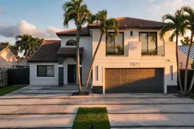 7873 SW 161st Pl, Miami: photo 1 of 54