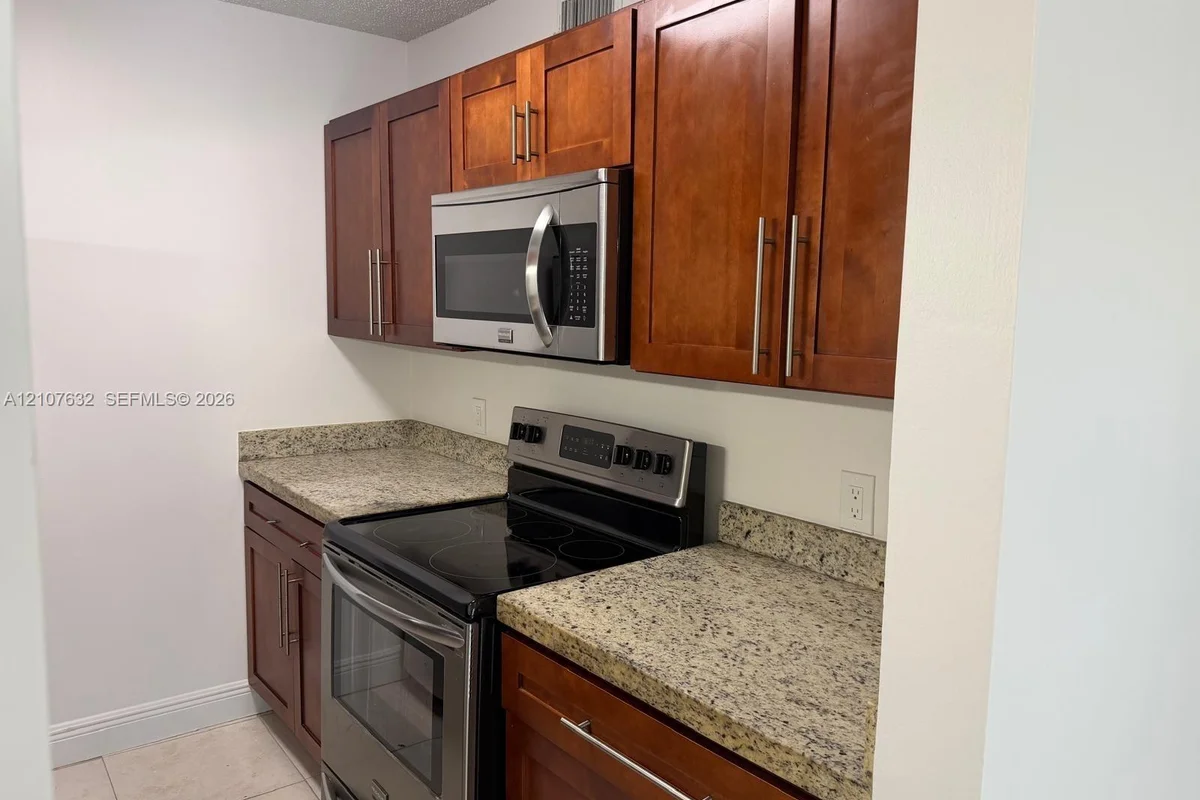 4501 W Mcnab Rd #13, Pompano Beach: photo 1 of 14