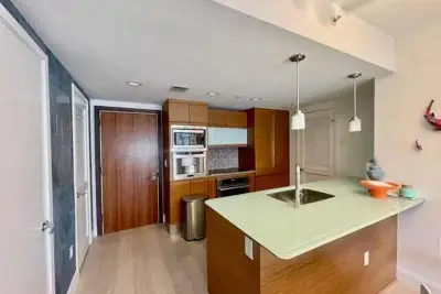 5875 Collins Ave #1606, Miami Beach: photo 1 of 17