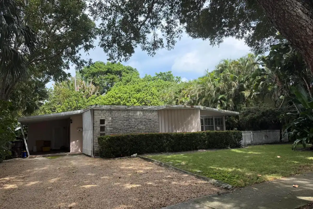 253 Desota Rd, West Palm Beach: photo 1 of 1