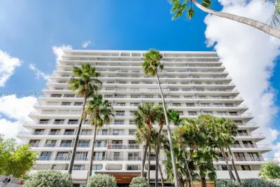 200 SE 15th Rd #PH-A, Miami: photo 1 of 31