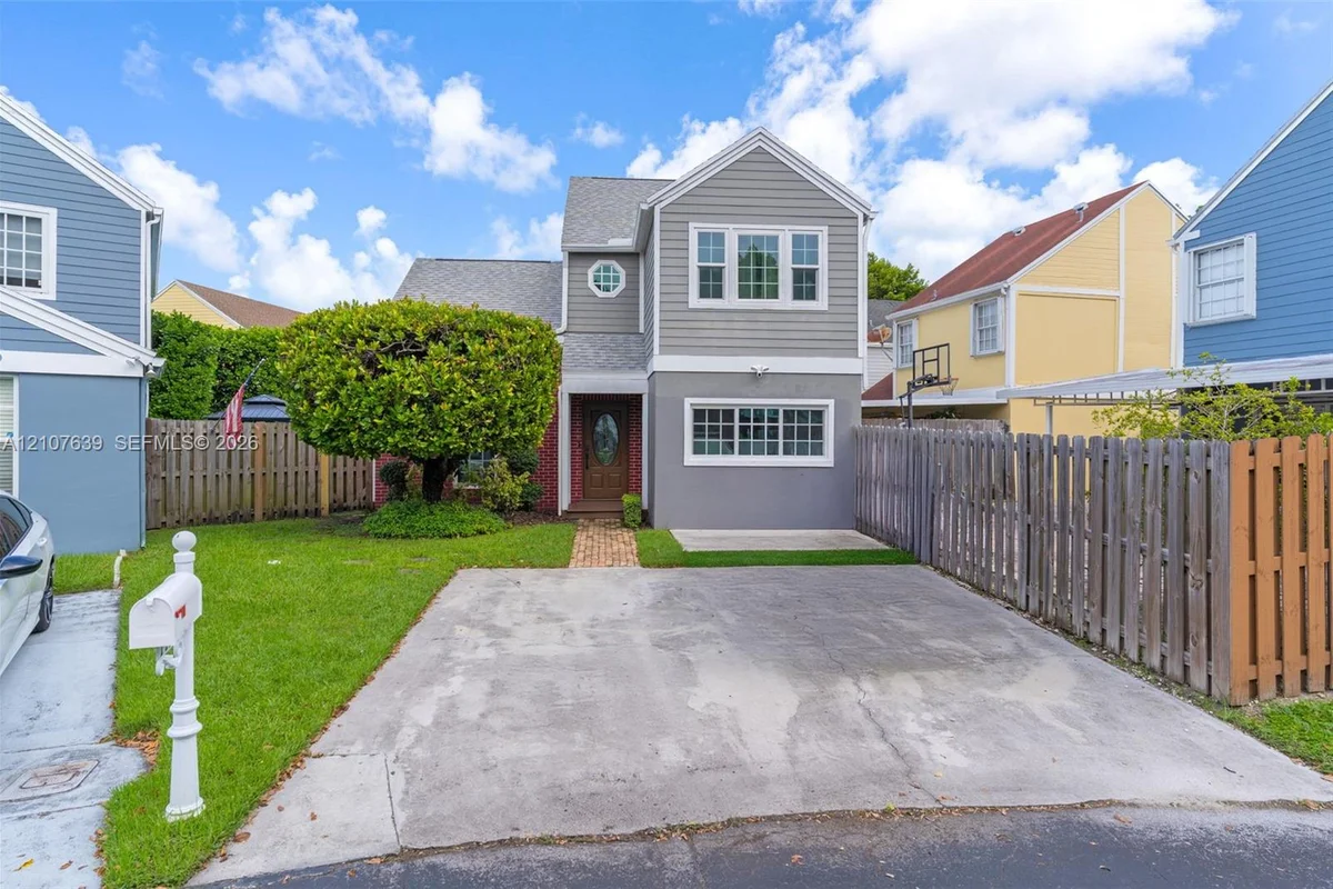 11735 SW 114th Ter, Miami: photo 1 of 35