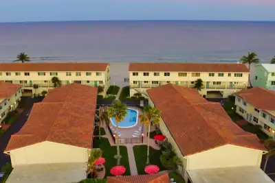 5450 N Ocean Blvd #39-K, Lauderdale-by-the-Sea: photo 1 of 17