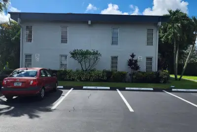 7523 S Oriole Blvd #104, Delray Beach: photo 1 of 60