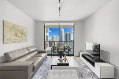 999 SW 1st Ave #2611, Miami: photo 1 of 31