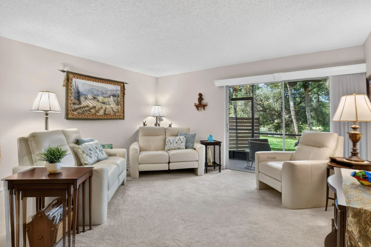872 SW 9th Street Cir #101, Boca Raton: photo 1 of 52