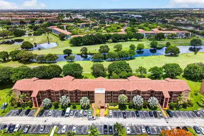 300 SW 130th Ter #206B, Pembroke Pines: photo 1 of 39