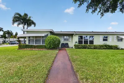 211 Country Ln #A, Boynton Beach: photo 1 of 28