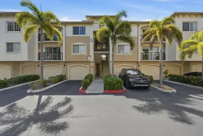 1400 Crestwood Ct S #1410, Royal Palm Beach: photo 1 of 51