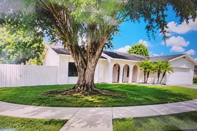 7450 SW 130th Ave, Miami: photo 1 of 12