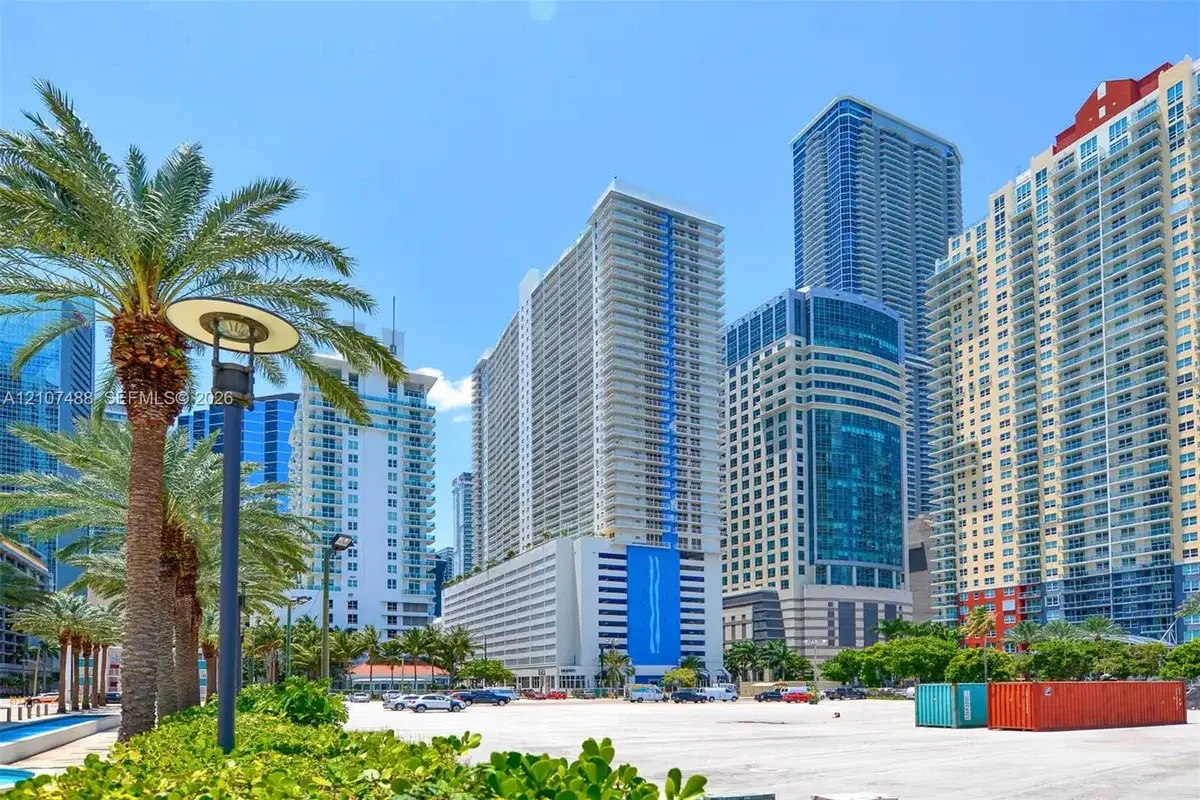 1200 Brickell Bay Dr #2901, Miami: photo 1 of 29