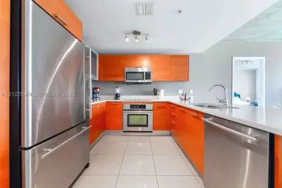 3250 NE 1st Ave #1005, Miami: photo 1 of 7