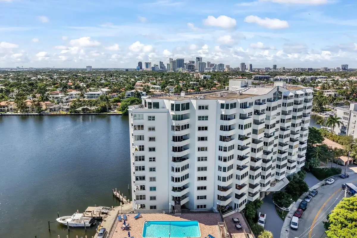 333 Sunset Dr #104, Fort Lauderdale: photo 1 of 41