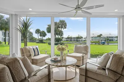 360 Spyglass Way, Jupiter: photo 1 of 41