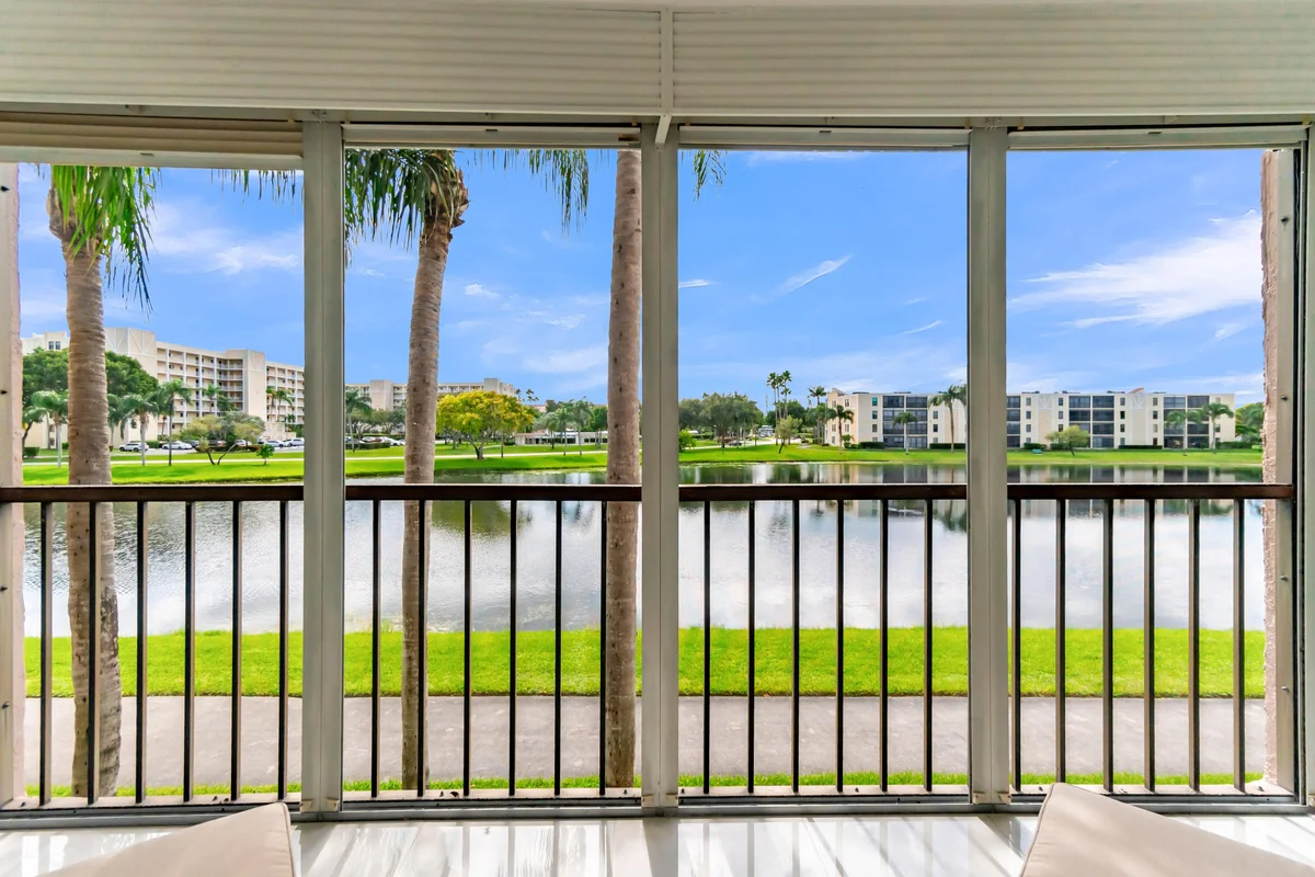 7320 Amberly Ln #208, Delray Beach: photo 1 of 64