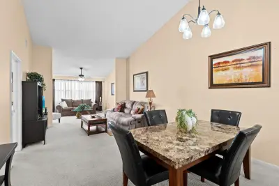 7593 Tahiti Ln, Lake Worth: photo 1 of 38